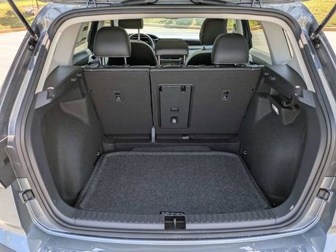 New 2026 Volkswagen Taos SE FWD image 13