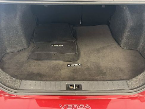 Used 2020 Nissan Versa SV w/ Trunk Package FWD image 13