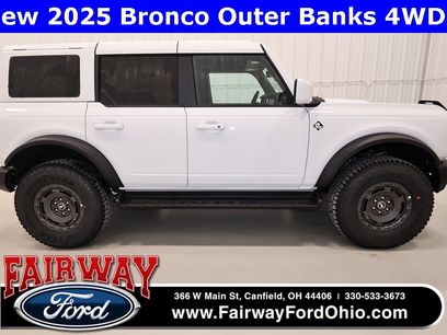 New 2025 Ford Bronco Outer Banks w/ Sasquatch Package