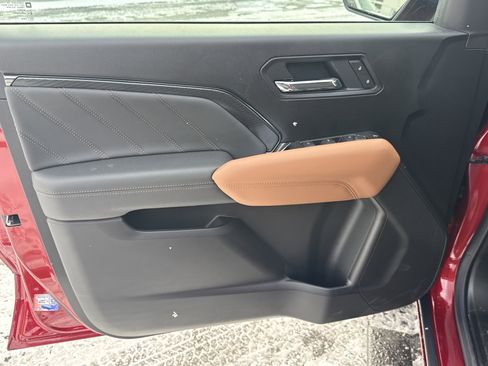 New 2026 GMC Canyon AT4 w/ Nightfall Essentials Package image 15