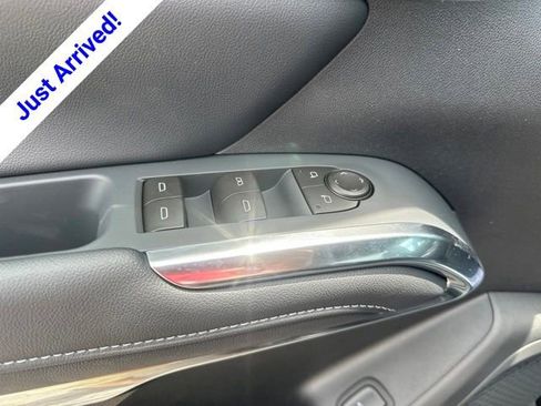 New 2026 Chevrolet Traverse LT w/ Sun and Wheel Package FWD image 13