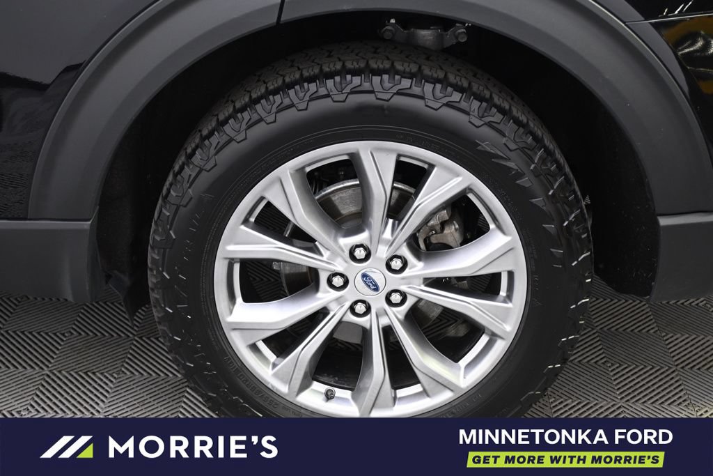 Used 2023 Ford Explorer XLT w/ Equipment Group 202A AWD/4WD image 20