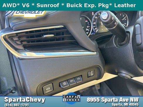 Used 2023 Buick Enclave Premium image 13