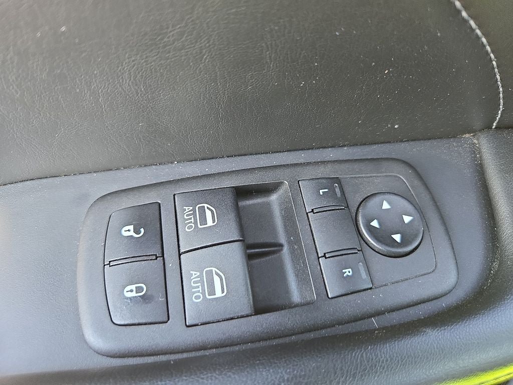 Used 2023 Dodge Challenger SXT w/ Plus Package RWD image 10