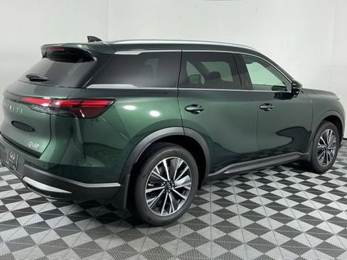 Certified 2027 INFINITI QX60 Luxe w/ Cargo Package FWD image 6