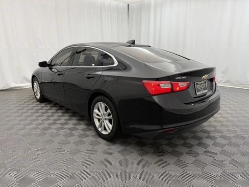 Used 2017 Chevrolet Malibu LT FWD image 7