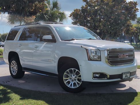 Used 2020 GMC Yukon SLT w/ Open Road Package AWD/4WD image 2