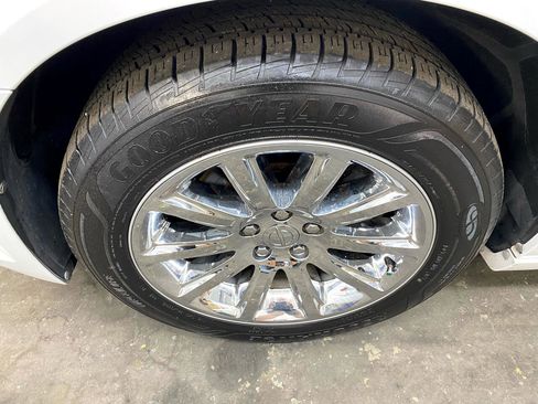 Used 2011 Chrysler 300 Limited w/ Luxury Group image 61