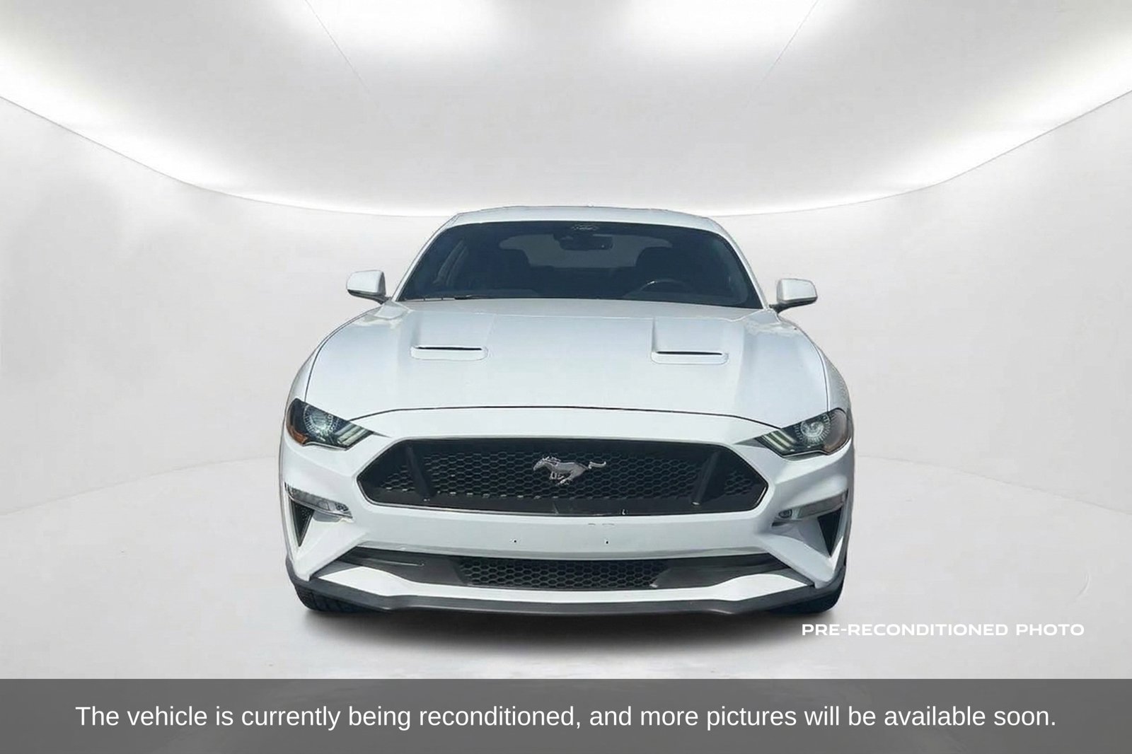 Used 2022 Ford Mustang GT w/ Equipment Group 301A RWD image 2