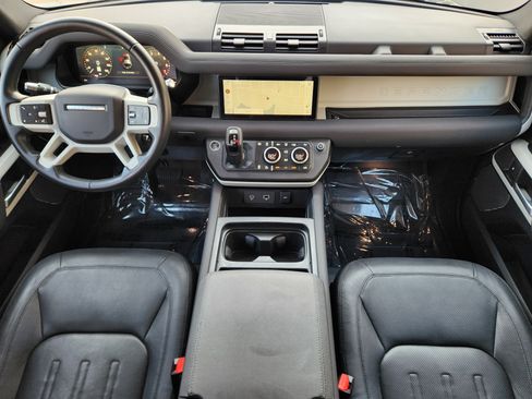 Certified 2022 Land Rover Defender 110 SE AWD/4WD image 27