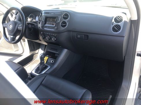 Used 2016 Volkswagen Tiguan S image 21