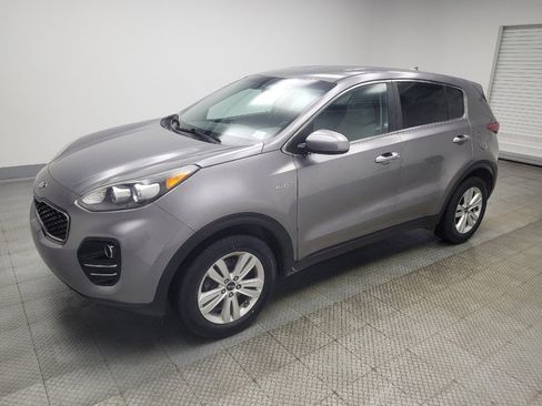 Used 2019 Kia Sportage LX image 2