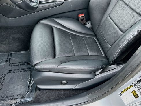 Used 2020 Mercedes-Benz GLC 300 w/ Multimedia Package image 20