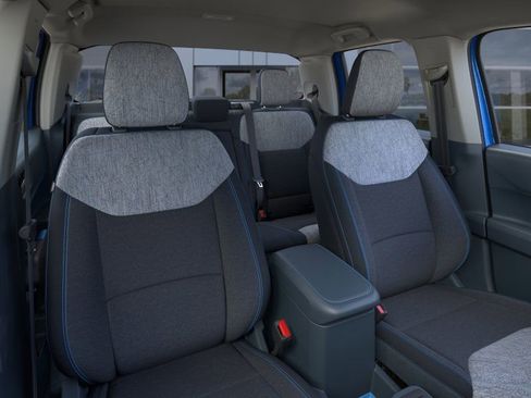 New 2025 Ford Maverick XLT image 10