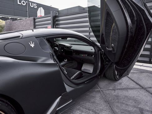 Used 2024 Maserati MC20 Coupe image 37