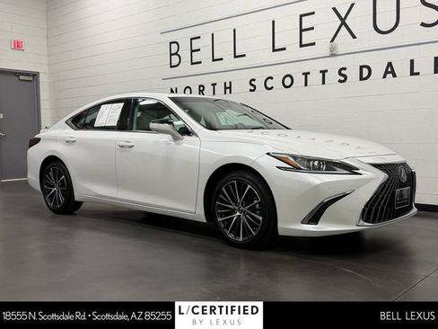 Used 2024 Lexus ES 300h w/ Premium Package image 1