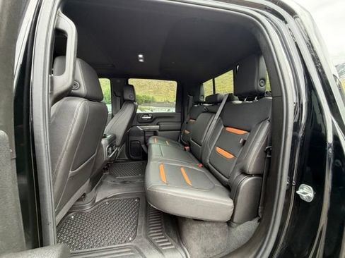 Used 2021 GMC Sierra 2500 AT4 w/ AT4 Preferred Package AWD/4WD image 28