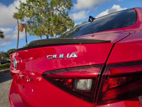 Used 2023 Alfa Romeo Giulia Quadrifoglio image 16
