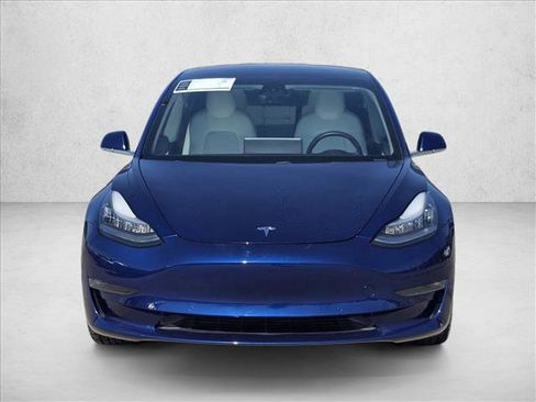 Used 2020 Tesla Model 3 Long Range image 2
