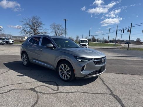 Used 2023 Buick Envision Avenir image 8