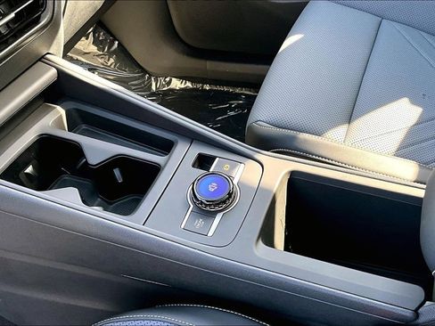 New 2026 Volkswagen Tiguan SE R-Line image 18