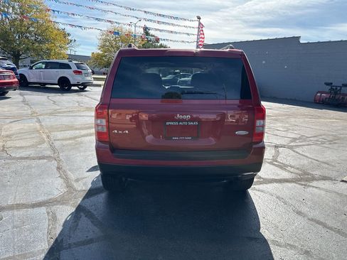 Used 2012 Jeep Patriot Latitude image 9