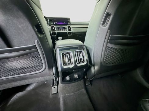 Used 2021 Kia Sorento SX image 27