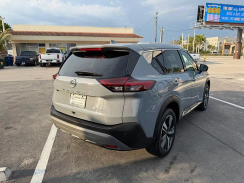Used 2021 Nissan Rogue SL AWD/4WD image 5