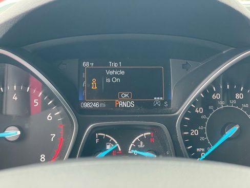 Used 2018 Ford Escape SEL AWD/4WD image 16
