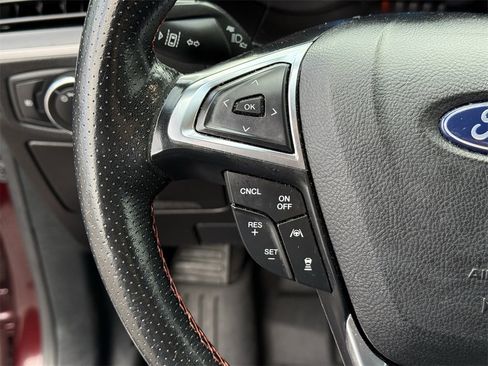 Used 2021 Ford Edge ST-Line image 20