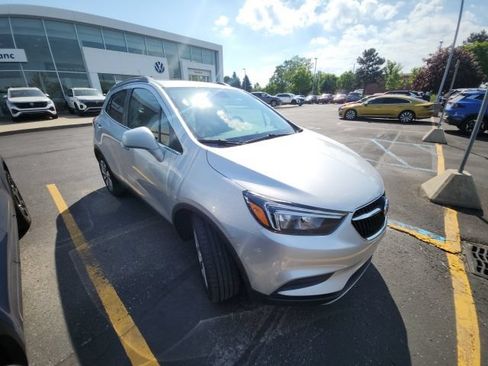 Certified 2020 Buick Encore Preferred FWD image 1