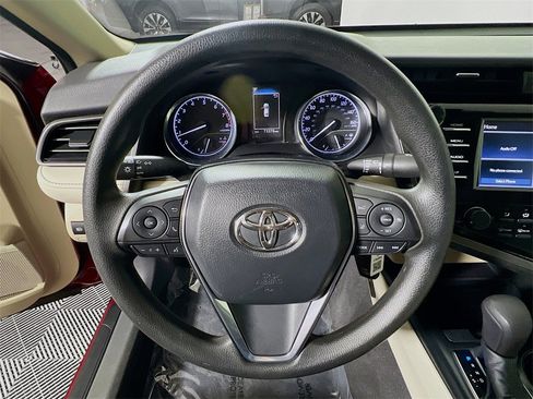 Certified 2019 Toyota Camry LE image 11