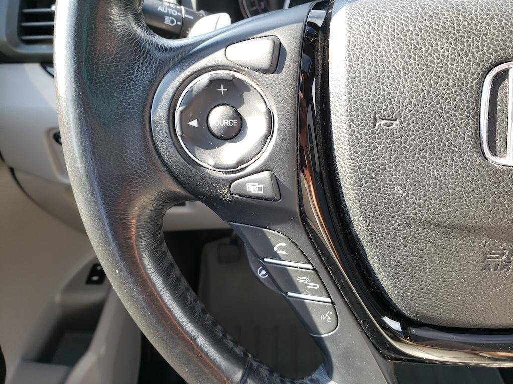 Used 2017 Honda Pilot Elite image 16