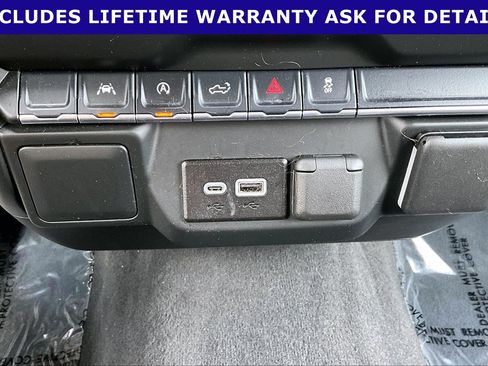Used 2024 Chevrolet Silverado 1500 Custom AWD/4WD image 26