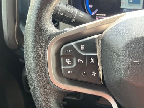 Used 2022 Ford Bronco Outer Banks AWD/4WD image 25