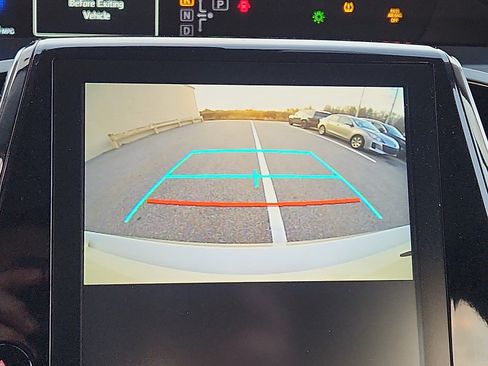 Used 2022 Toyota Prius Prime XLE image 21