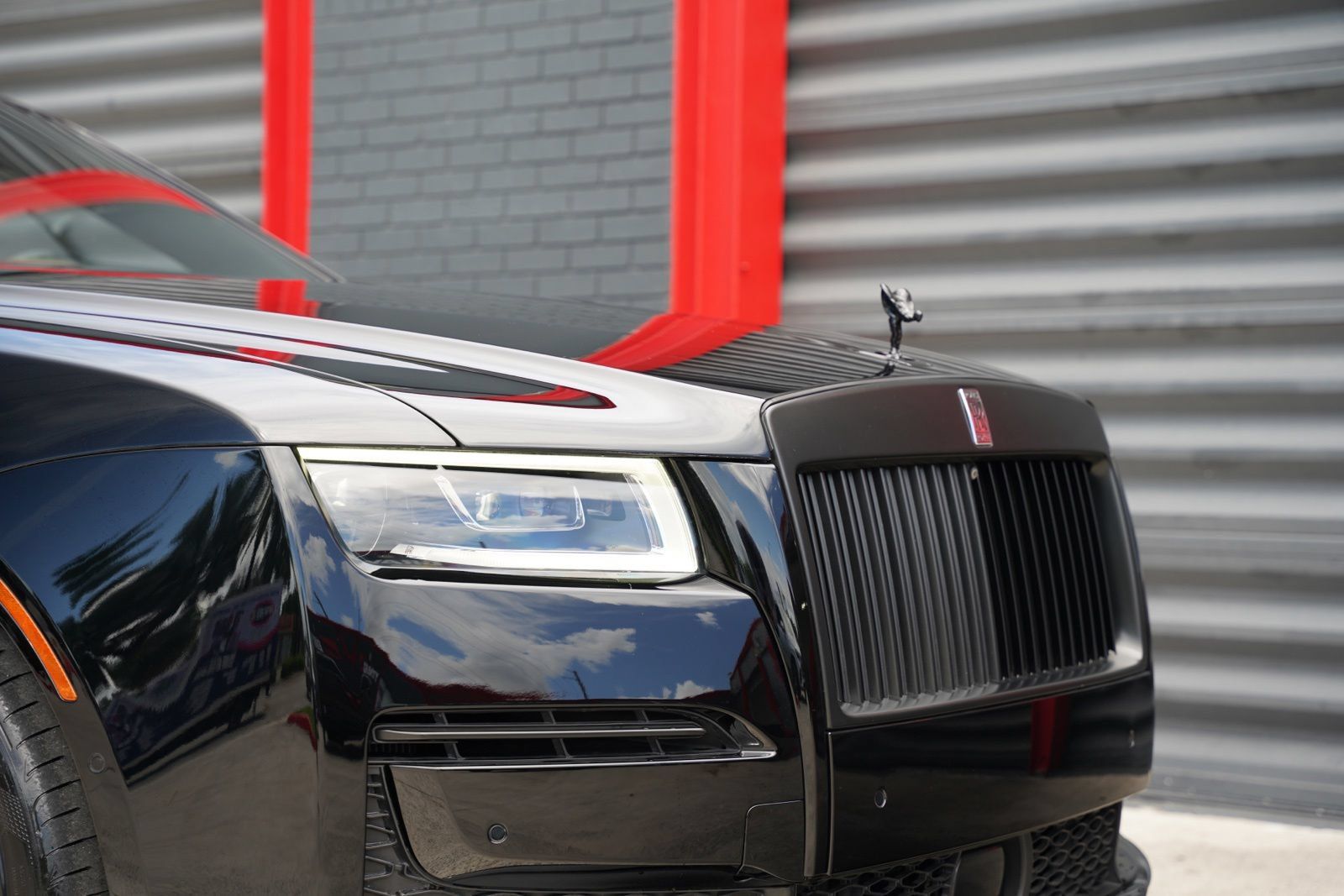 Used 2022 Rolls-Royce Ghost w/ Ghost Package AWD/4WD image 3