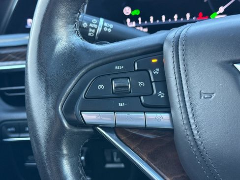 Used 2022 Cadillac Escalade ESV Sport Platinum image 29