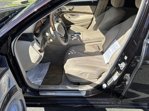 Used 2015 Mercedes-Benz S 550 Sedan image 11
