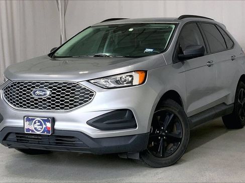 Used 2023 Ford Edge SE AWD/4WD image 2