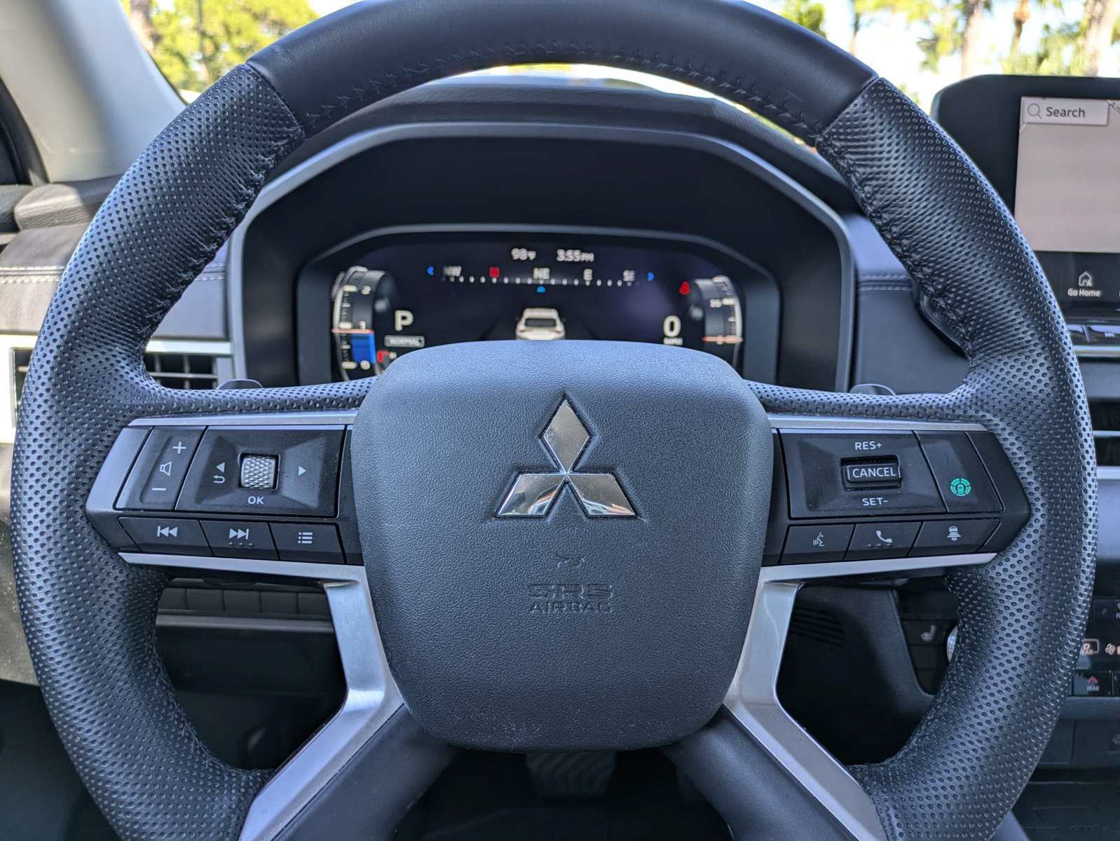 Used 2023 Mitsubishi Outlander SEL FWD image 25