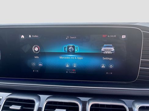 Used 2020 Mercedes-Benz GLS 450 4MATIC image 33