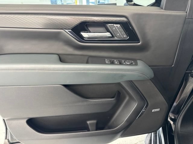 Used 2025 GMC Yukon AT4 w/ Premium Trailering Package AWD/4WD image 21