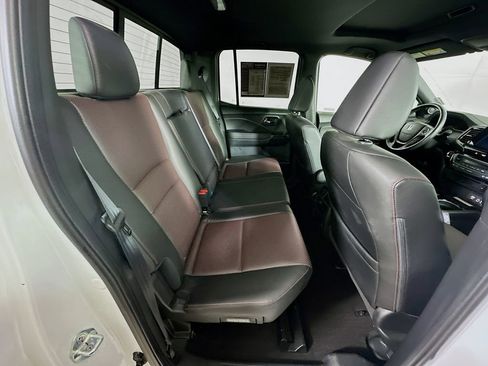 Used 2023 Honda Ridgeline Black Edition image 11