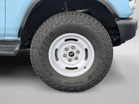 Used 2025 Ford Bronco Heritage Edition image 21