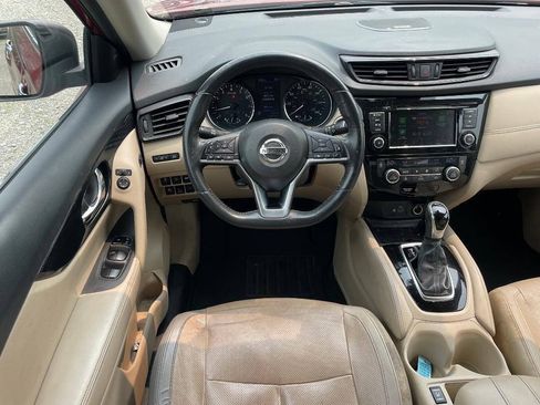 Used 2018 Nissan Rogue SL AWD/4WD image 14