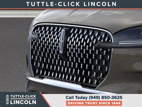 New 2026 Lincoln Aviator Reserve image 17