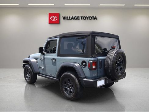 Used 2024 Jeep Wrangler Sport AWD/4WD image 3