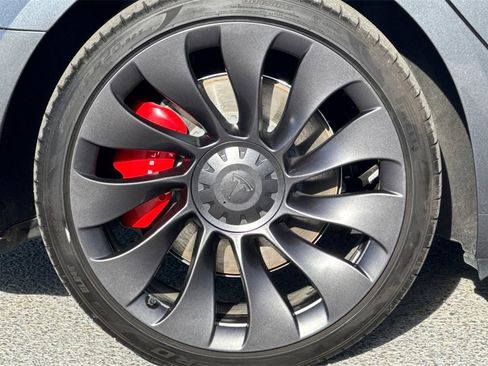 Used 2023 Tesla Model 3 Performance image 25