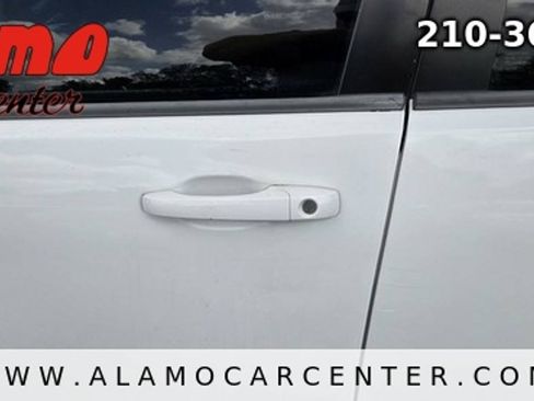 Used 2013 Dodge Avenger SE FWD image 10